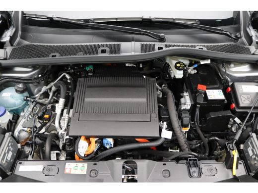 Peugeot e-2008 EV GT 54 kWh | Achteruitrijcamera | Airco (automatisch) | Camera voor ActivLease financial lease
