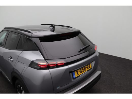 Peugeot e-2008 EV GT 54 kWh | Achteruitrijcamera | Airco (automatisch) | Camera voor ActivLease financial lease
