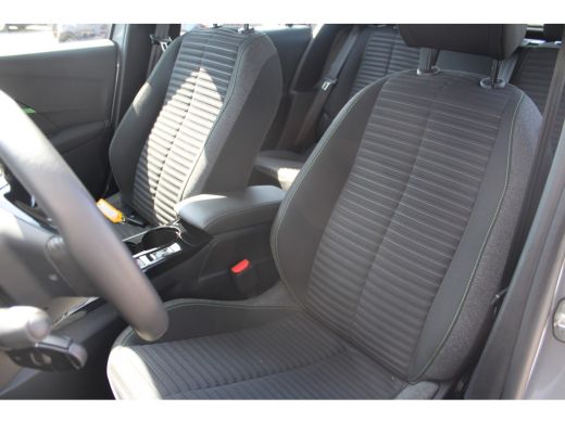 Peugeot e-208 51 kWh 156 PK NIEUW MODEL | WARMTEPOMP | NAVIGATIE + CARPLAY | 4,9% RENTE ActivLease financial lease