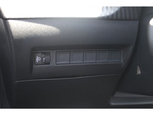 Peugeot e-208 51 kWh 156 PK NIEUW MODEL | WARMTEPOMP | NAVIGATIE + CARPLAY | 4,9% RENTE ActivLease financial lease