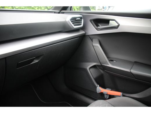 Seat Leon 1.0 eTSI FR Business Intense | NL-AUTO | DEALER OH | CAMERA | LED | ADAPTIVE CRUISE | VIRTUAL COC... ActivLease financial lease