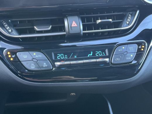 Toyota C-HR 2.0 Hybrid Style | Carplay | Inparkeerhulp | Navigatie | Stoel + stuurverwarming | ActivLease financial lease