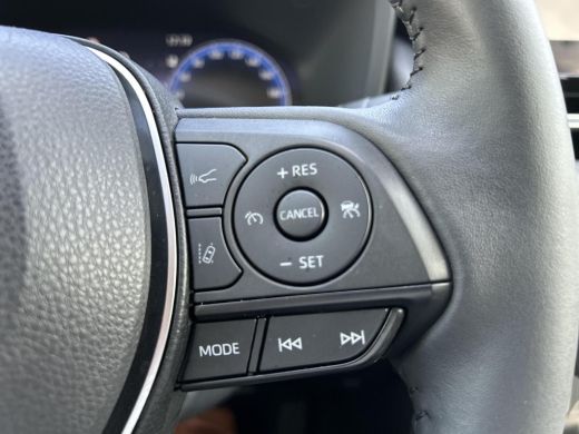 Toyota RAV4 2.5 Hybrid Dynamic ActivLease financial lease