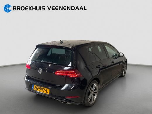 Volkswagen Golf 1.5 TSI Highline R-Line | Virtual Cockpit | Panoramadak | Adap. Cruise ActivLease financial lease