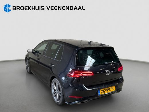Volkswagen Golf 1.5 TSI Highline R-Line | Virtual Cockpit | Panoramadak | Adap. Cruise ActivLease financial lease
