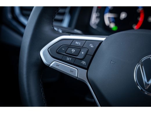 Volkswagen Polo Life Edition | 'App-Connect' draadloze smartphone integratie | Achterlichten LED, luxe uitgevoerd... ActivLease financial lease