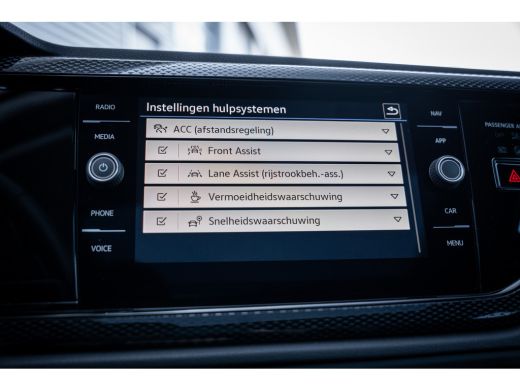 Volkswagen Polo Life Edition | 'App-Connect' draadloze smartphone integratie | Achterlichten LED, luxe uitgevoerd... ActivLease financial lease
