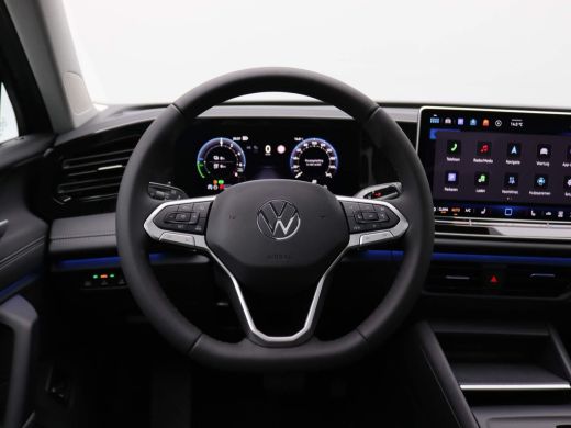 Volkswagen Tiguan 1.5 eHybrid Life Edition 204PK DSG Pano-Schuifdak, Navi via Apple Carplay/Android Auto, Achteruit... ActivLease financial lease