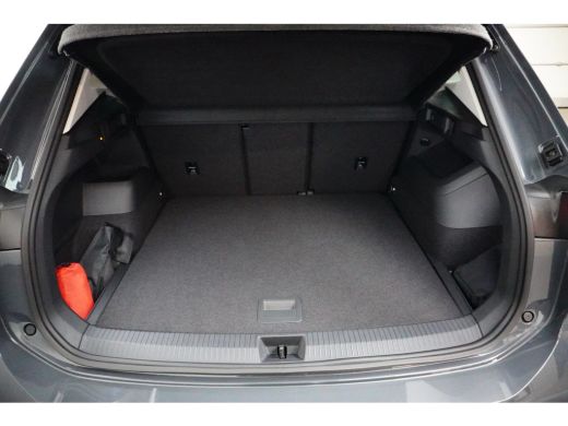Volkswagen Tiguan 1.5 TSI DSG-7 150PK Life Edition | TREKHAAK | CAMERA | ELEKTR. A. KLEP | STUUR + STOELVERW. ActivLease financial lease