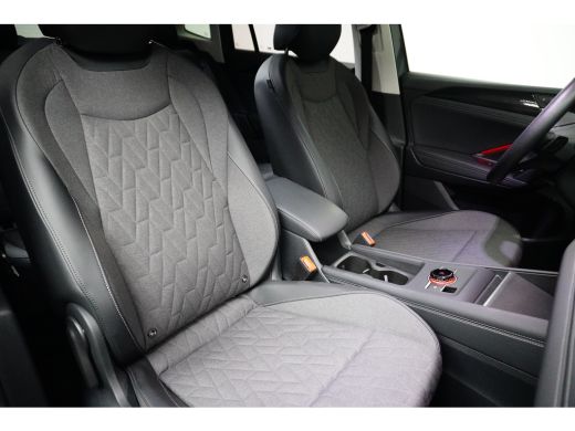 Volkswagen Tiguan 1.5 TSI DSG-7 150PK Life Edition | TREKHAAK | CAMERA | ELEKTR. A. KLEP | STUUR + STOELVERW. ActivLease financial lease