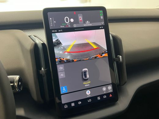 Volvo  EX30 Single Motor Extended Range Core 69 kWh | 11 kW lader | Achteruitrijcamera | Apple Carplay/Androi... ActivLease financial lease