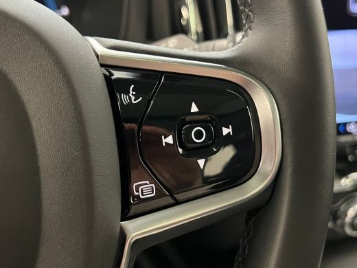 Volvo  XC60 T6 Plug-in hybrid AWD Plus Dark | Achterbank verwarmd | Achteruitrijcamera | Apple Carplay/Androi... ActivLease financial lease