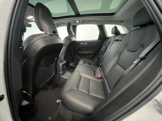 Volvo  XC60 T6 Plug-in hybrid AWD Plus Dark | Achterbank verwarmd | Achteruitrijcamera | Apple Carplay/Androi... ActivLease financial lease
