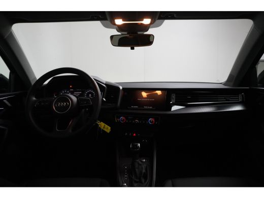 Audi A1 Sportback Sportback 30 TFSI Advanced edition | LED | Navi | Stoelverwarming | Camera | Clima | Lichtmetalen... ActivLease financial lease