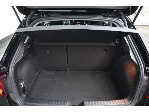 Audi A1 Sportback Sportback 30 TFSI Advanced edition | LED | Navi | Stoelverwarming | Camera | Clima | Lichtmetalen... ActivLease financial lease