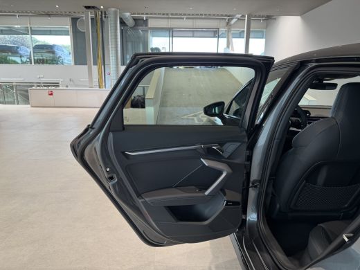 Audi A3 Sportback 45 TFSI e 272pk S edition Competition ActivLease financial lease