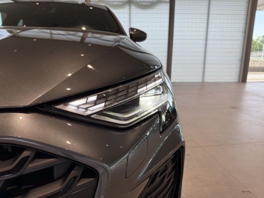 Audi A3 Sportback 45 TFSI e 272pk S edition Competition ActivLease financial lease
