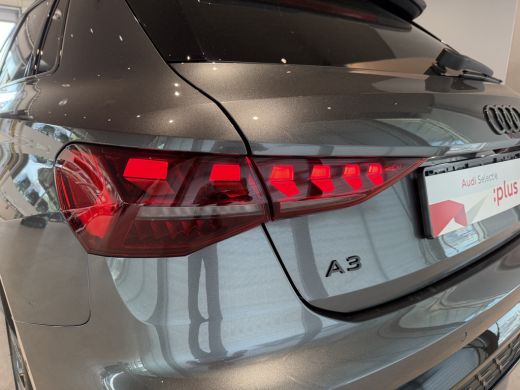 Audi A3 Sportback 45 TFSI e 272pk S edition Competition ActivLease financial lease