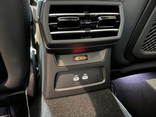 Audi A3 Sportback 45 TFSI e 272pk S edition Competition ActivLease financial lease