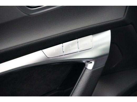 Audi A6 Avant 55 TFSI e quattro Pro Line S Competition | Open Dak | Trekhaak | Valcona Leder | Virtual | ... ActivLease financial lease