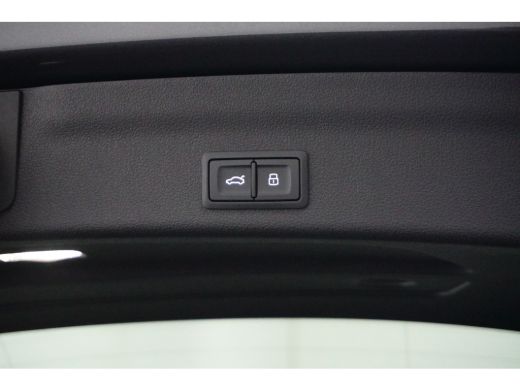 Audi A6 Avant 55 TFSI e quattro Pro Line S Competition | Open Dak | Trekhaak | Valcona Leder | Virtual | ... ActivLease financial lease