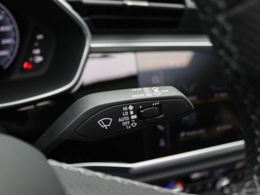 Audi Q3 35 TFSI S Edition Competition 150PK DSG S-Line, Pano-Schuifdak, Adaptieve Cruise Controle, Achter... ActivLease financial lease