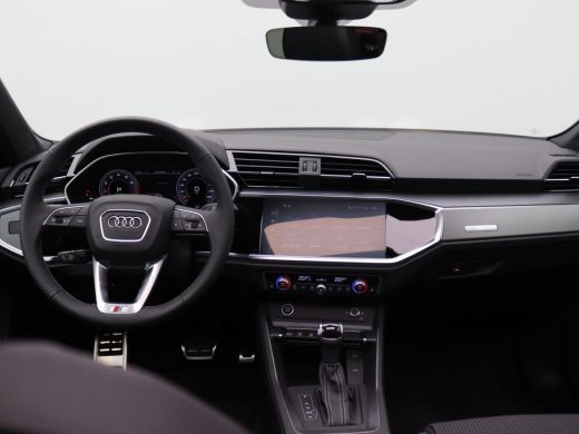 Audi Q3 35 TFSI S Edition Competition 150PK S-Tronic S-Line, Pano-Schuifdak, Adaptieve Cruise Controle, A... ActivLease financial lease