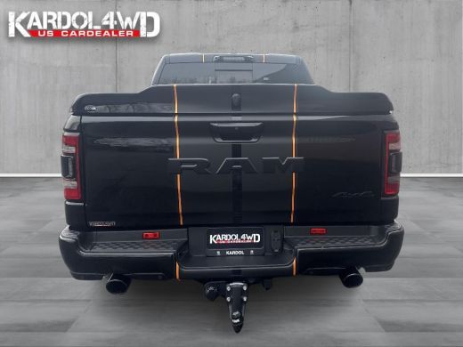 Dodge Ram 1500 1500 5.7 V8 4x4 Crew Cab Laramie | Model24 BPM VRIJ!| Elektr. treeplanken | SPECIAL STRIPING| Hea... ActivLease financial lease