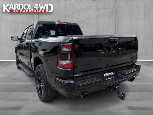 Dodge Ram 1500 1500 5.7 V8 4x4 Crew Cab Laramie | Model24| Panorama| Trekhaak 13-polig| LPG | | NIEUWE AUTO | Ge... ActivLease financial lease