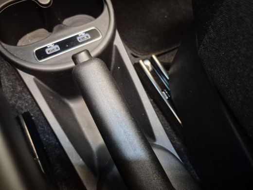 Fiat 500C 1.0 Hybrid Dolcevita Finale | Airco | Apple Carplay/Android Auto|telefoonintegratie premium | Cru... ActivLease financial lease
