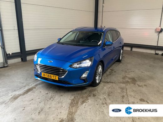 Ford Focus 1.0 EcoBoost Titanium Business | Dealer Onderhouden! | AGR | Winter pack | Trekhaak | Clima | Nav... Ford Focus 1.0 EcoBoost Titanium Business | Dealer Onderhouden! | AGR | Winter pack | Trekhaak | Clima | Nav...