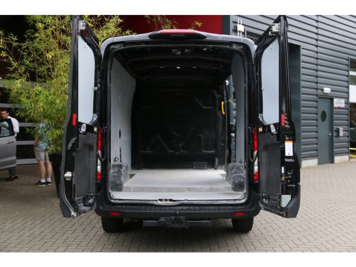 Ford Transit 350 2.0 TDCI L2H2 Trail MHEV 130PK | Camera | Trekhaak | Stoelverwerming ActivLease financial lease