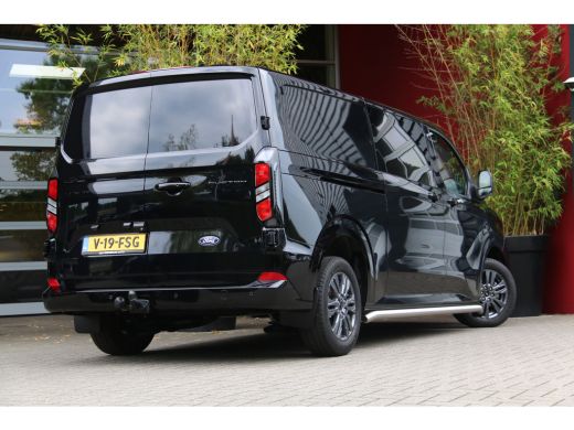 Ford Transit Custom 320 2.0 TDCI L2H1 Limited Dubbel Cabine 136PK Automaat | Draadloze telefoonlader | Extra zijschui... ActivLease financial lease