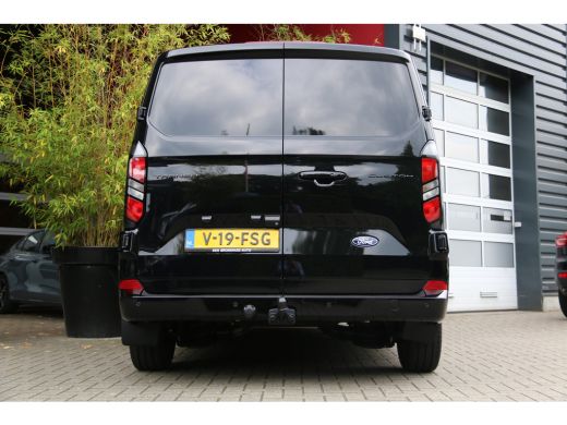 Ford Transit Custom 320 2.0 TDCI L2H1 Limited Dubbel Cabine 136PK Automaat | Draadloze telefoonlader | Extra zijschui... ActivLease financial lease