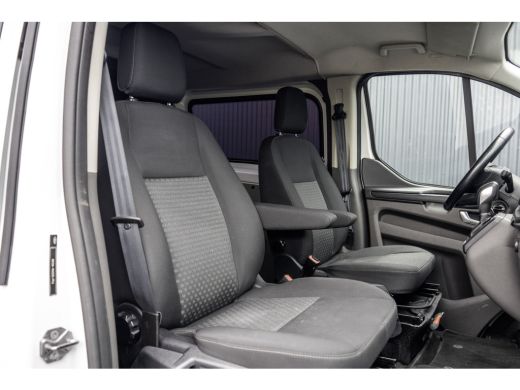 Ford Transit Custom L2H1 | Automaat | 170 PK | 5-Zits | LED | Navigatie | Airco | Cruise | PDC | Euro 6 ActivLease financial lease
