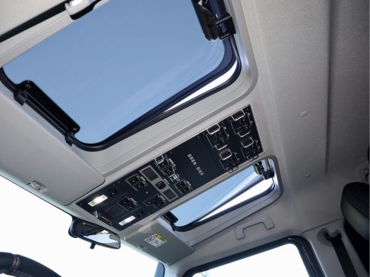 INEOS Grenadier 3.0 AUTOMAAT DIESEL 4X4 GRIJS KENTEKEN ActivLease financial lease
