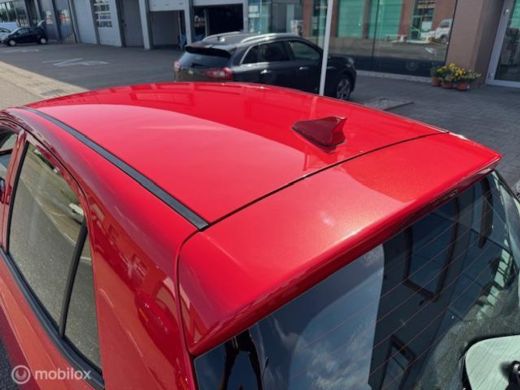 Kia Picanto 1.0 MPi Dynamic Line Navigatie , Achteruit rij camera Aple Carp[lay / Android Auto , Bleutooth , ... ActivLease financial lease