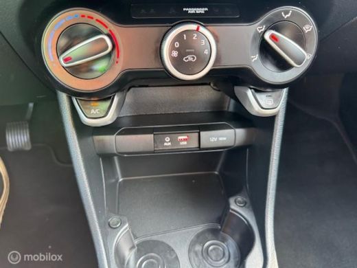 Kia Picanto 1.0 MPi Dynamic Line Navigatie , Achteruit rij camera Aple Carp[lay / Android Auto , Bleutooth , ... ActivLease financial lease