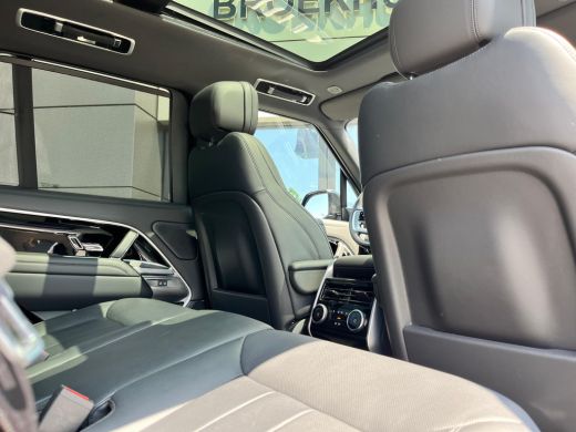 Land Rover Range Rover P460e HSE | 23 Inch | El. Trekhaak | Pano | Softclose | Head-Up | Shadow Pack ActivLease financial lease
