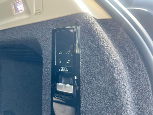 Land Rover Range Rover P510e HSE PHEV | SV Lak | Hot Climate | Pano | Treeplanken | Voorstoelen 24-voudig+massage | El T... ActivLease financial lease