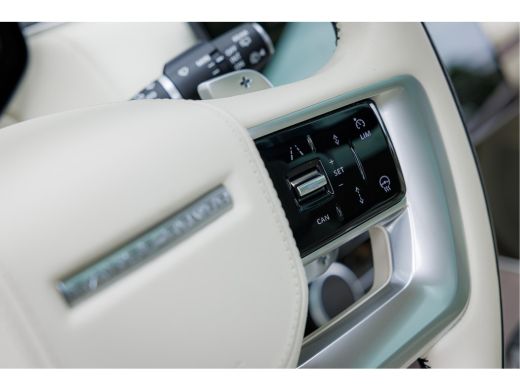 Land Rover Range Rover P510e HSE PHEV | SV Lak | Hot Climate | Pano | Treeplanken | Voorstoelen 24-voudig+massage | El T... ActivLease financial lease