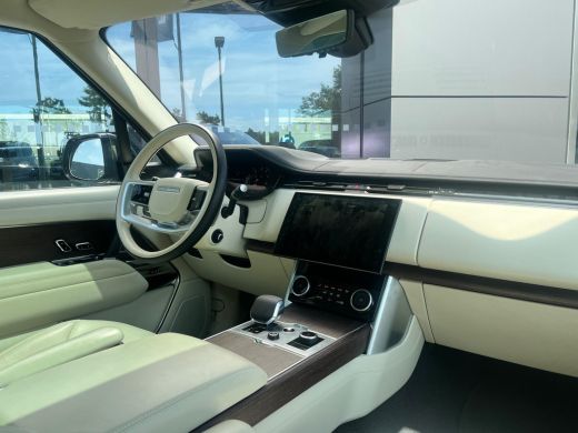 Land Rover Range Rover P510e HSE PHEV | SV Lak | Hot Climate | Pano | Treeplanken | Voorstoelen 24-voudig+massage | El T... ActivLease financial lease