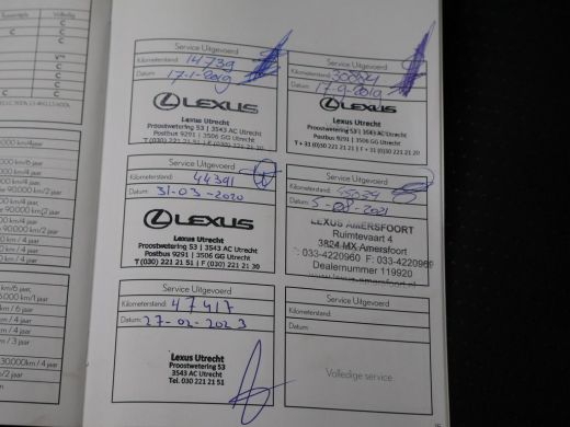 Lexus CT 200h BUSINESS LINE + CAMERA / NAVIGATIE / LED / DEALER ONDERHOUDEN BTW ActivLease financial lease