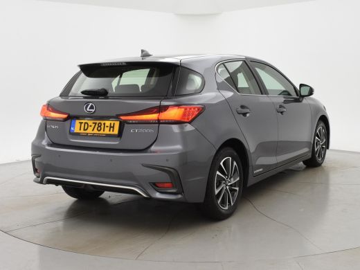Lexus CT 200h BUSINESS LINE + CAMERA / NAVIGATIE / LED / DEALER ONDERHOUDEN BTW ActivLease financial lease