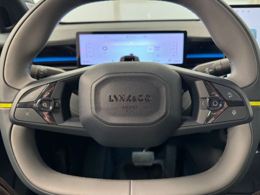 Lynk & Co 02 More 66 kWh | 22 kW lader | Afwijkende dakkleur | Audio installatie high end ActivLease financial lease