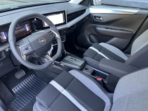 Opel Frontera 1.2 145PK Turbo Hybrid Edition | NIEUW!| €4.709,00 KORTING!| STOEL-, STUUR- EN VOORRUITVERWARMING... ActivLease financial lease