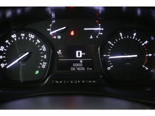 Opel Vivaro 1.5 CDTI L3H1 Airco 360 Camera Carplay Cruise Head up Display Trekhaak 3 Persoons PDC ActivLease financial lease