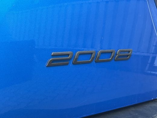 Peugeot 2008 1.2 PureTech 130 Allure Automaat 360cam Carplay Nav/Cruise Blue Lagoon ActivLease financial lease