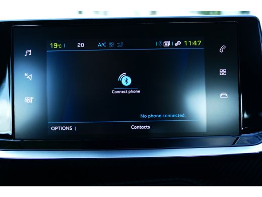 Peugeot e-2008 EV 136PK 50KWH ACTIVE PACK AUTOMAAT / NAVI / LED / PDC / 16" LMV / BLUETOOTH / CRUISECONTROL / 1E... ActivLease financial lease
