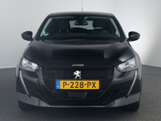 Peugeot e-208 EV Allure Pack 50 kWh | Achterbank in delen neerklapbaar | Achteruitrijcamera | Centrale deurverg... ActivLease financial lease